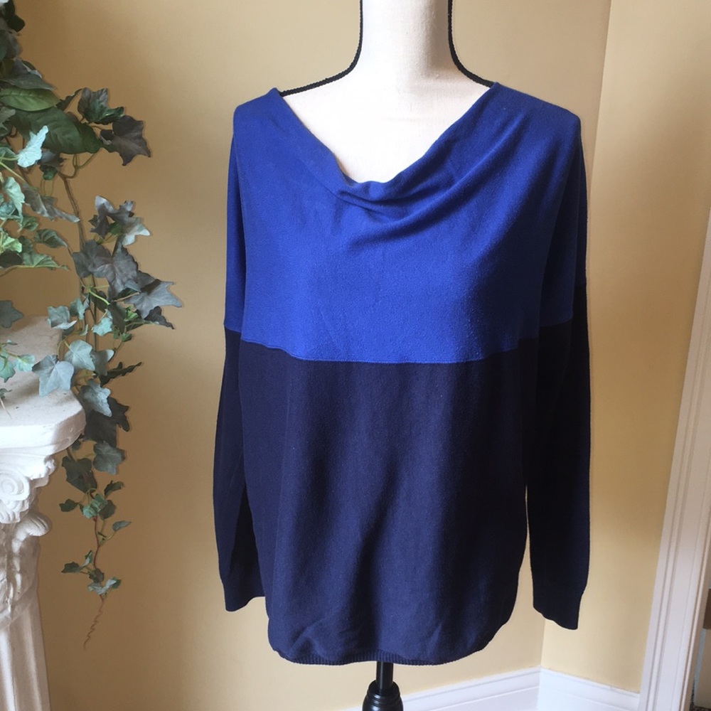 Amber sun royal blue top